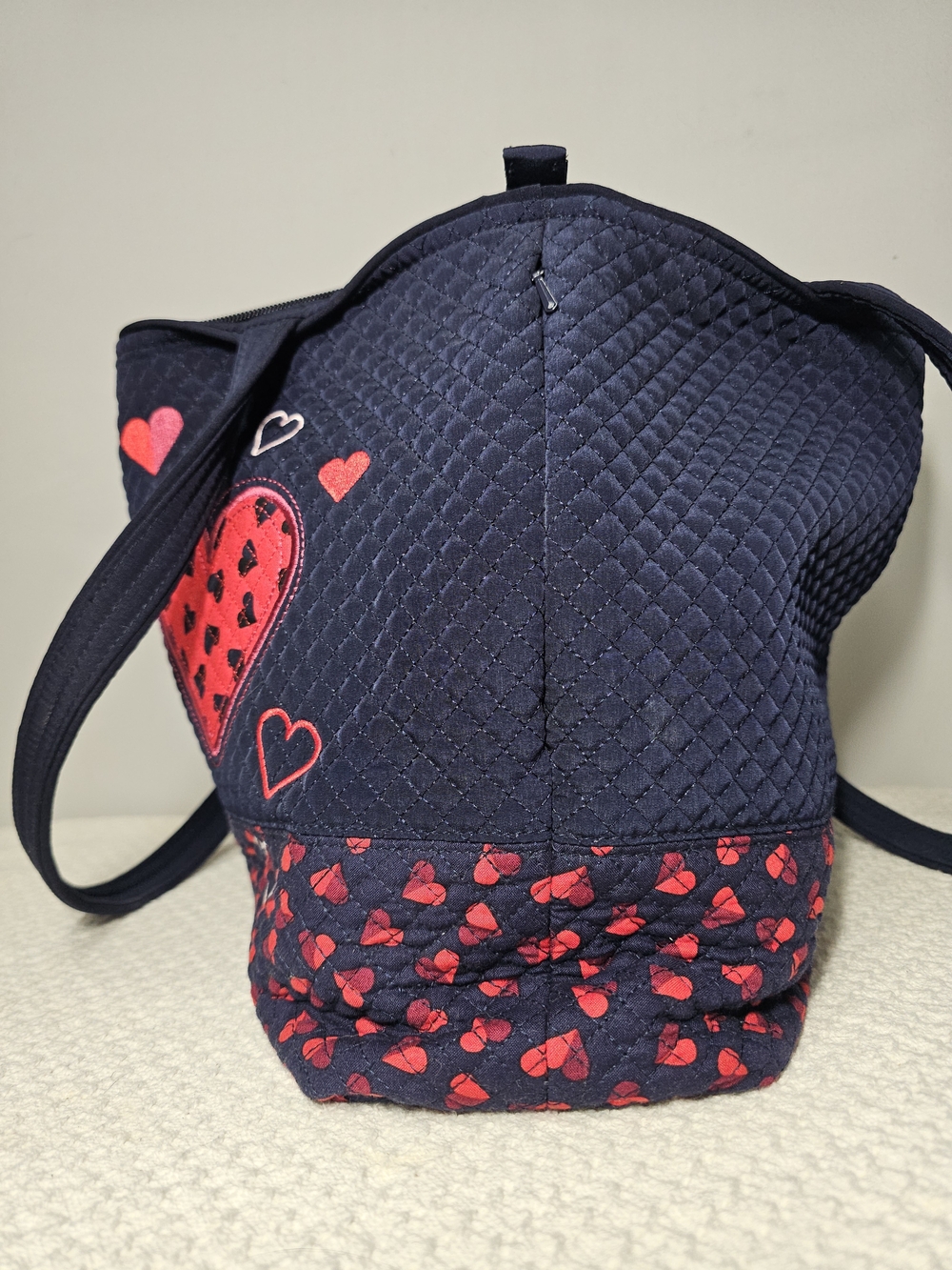 Vera Bradley Navy Quilted Tote - Sweet Hearts Pattern - Picture 5 of 8